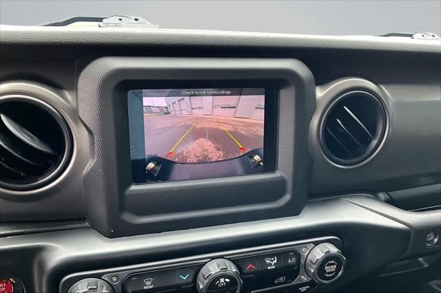 2022 Jeep Gladiator Sport