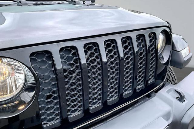 2022 Jeep Gladiator Sport