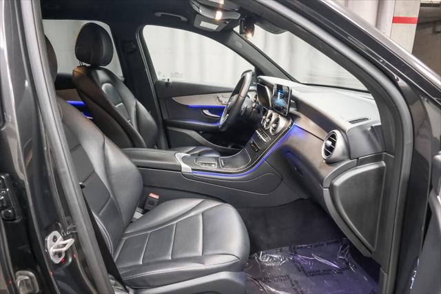2022 Mercedes-Benz GLC SUV