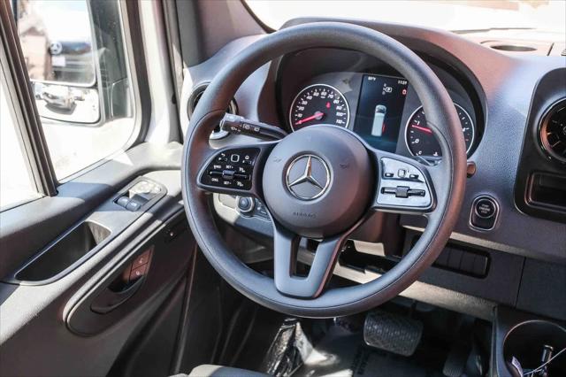 2024 Mercedes-Benz Sprinter 2500 Standard Roof 4-Cyl Diesel