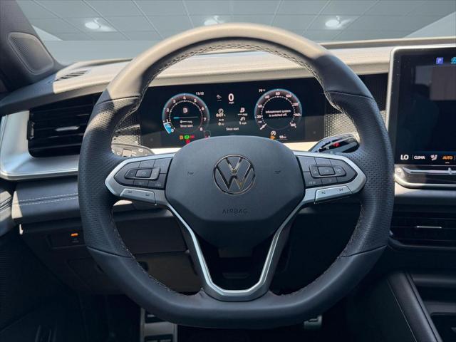 2026 Volkswagen Tiguan SE R-Line Black