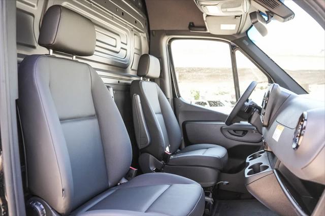 2026 Mercedes-Benz Sprinter 3500XD High Roof 4-Cyl Diesel HO