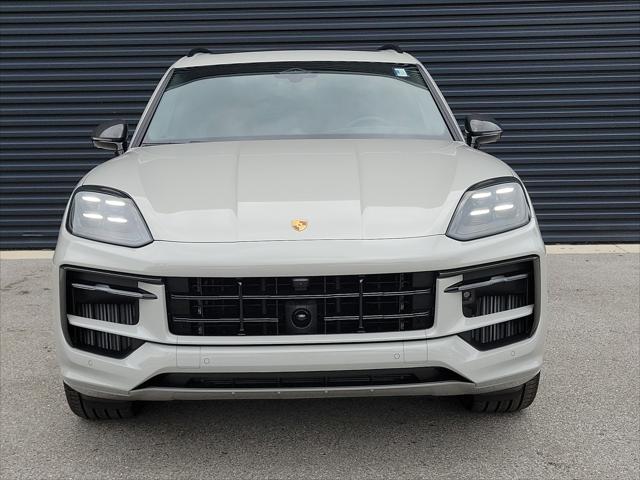 2026 Porsche Cayenne GTS