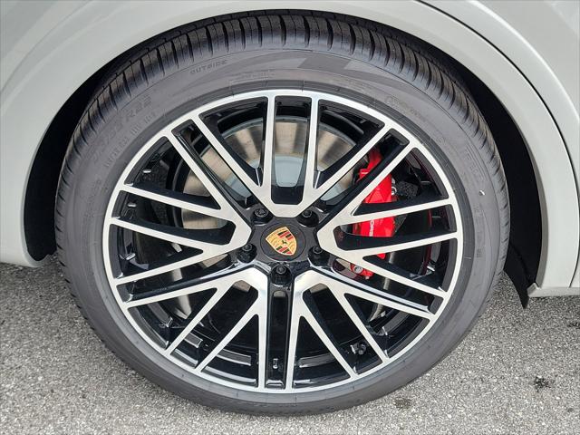 2026 Porsche Cayenne GTS