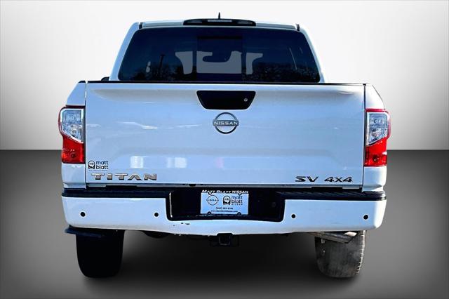 2024 Nissan Titan Crew Cab SV 4x4