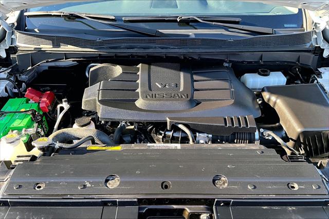 2024 Nissan Titan Crew Cab SV 4x4