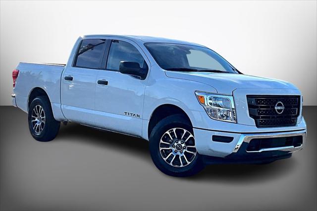 2024 Nissan Titan Crew Cab SV 4x4