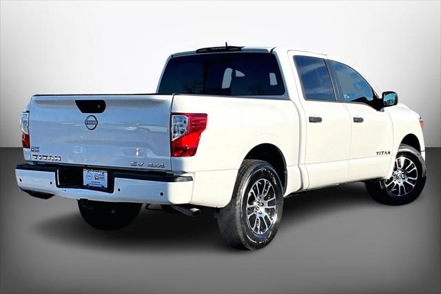 2024 Nissan Titan Crew Cab SV 4x4