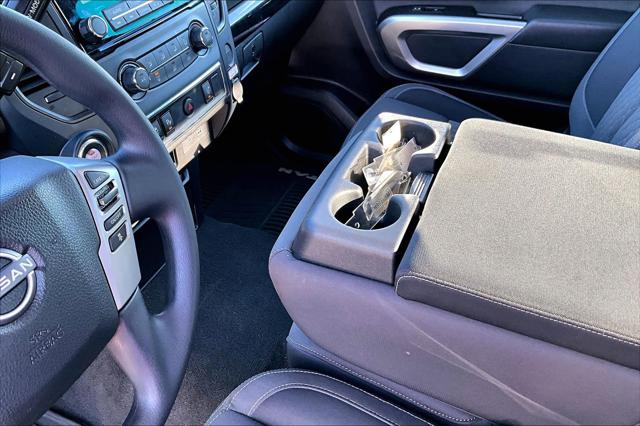 2024 Nissan Titan Crew Cab SV 4x4