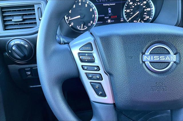 2024 Nissan Titan Crew Cab SV 4x4