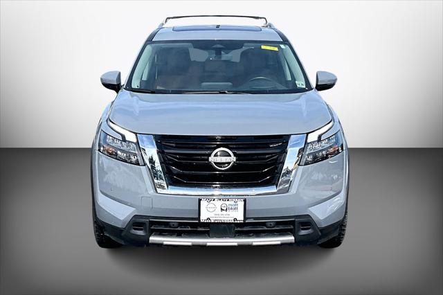 2025 Nissan Pathfinder Platinum 4WD