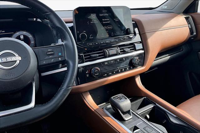 2025 Nissan Pathfinder Platinum 4WD