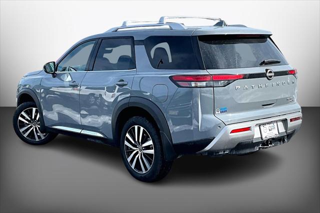 2025 Nissan Pathfinder Platinum 4WD