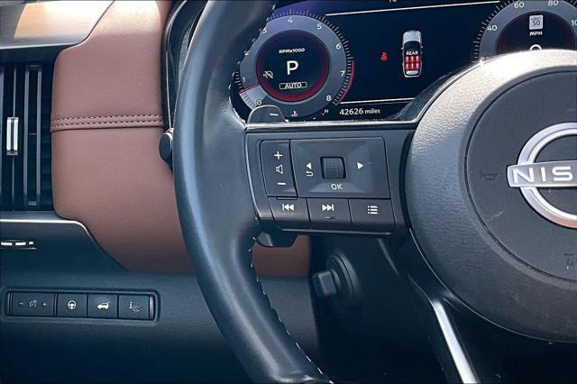 2025 Nissan Pathfinder Platinum 4WD