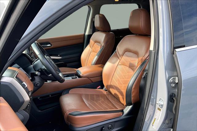 2025 Nissan Pathfinder Platinum 4WD