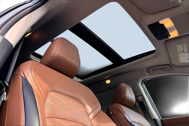 2025 Nissan Pathfinder Platinum 4WD