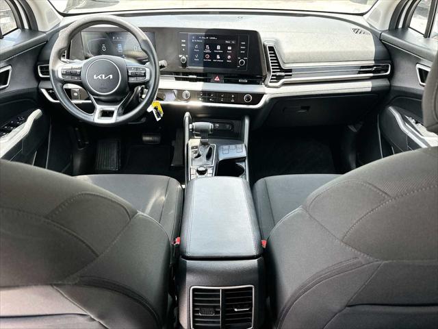 2025 Kia Sportage LX