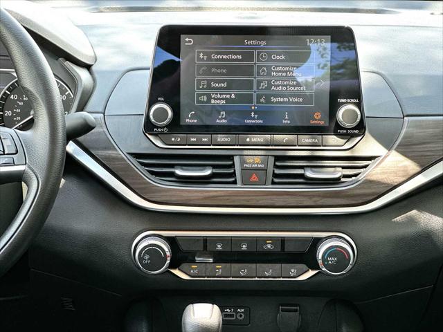 2026 Nissan Altima SV FWD