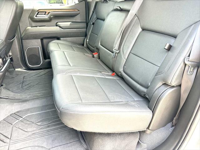 2023 Chevrolet Silverado 1500 4WD Crew Cab Short Bed RST