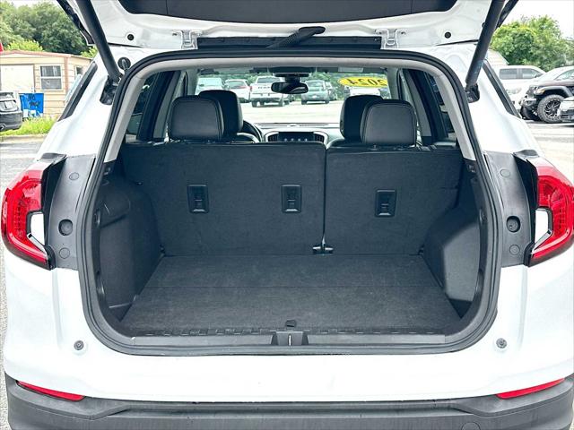 2024 GMC Terrain AWD SLT