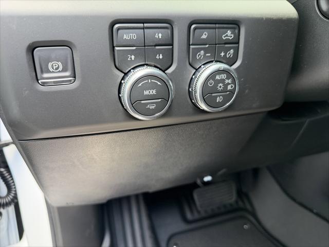 2026 GMC Sierra 1500 Crew Cab, Short Bed, AT4, 4WD