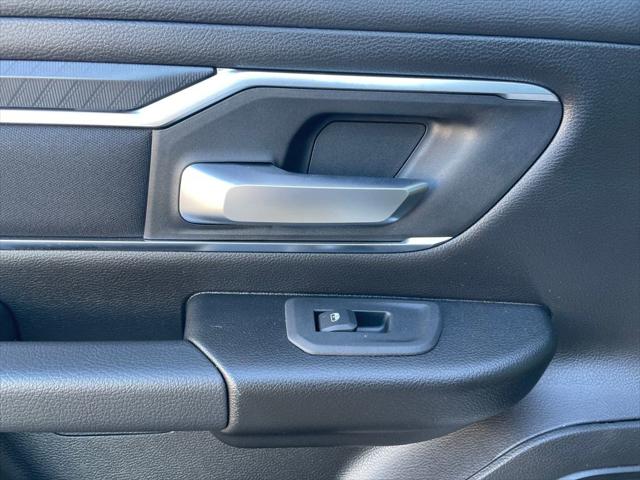 2025 Ram 1500 Big Horn Crew Cab 4x4 5'7" Box