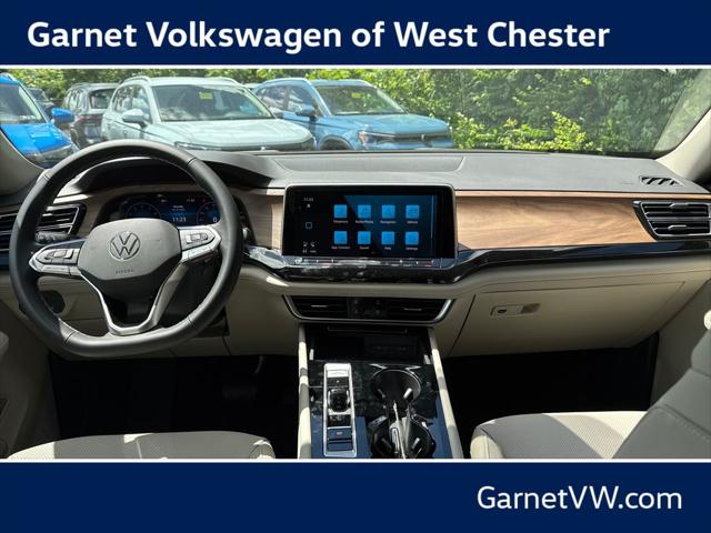 2026 Volkswagen Atlas SE with Technology