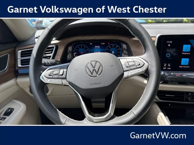2026 Volkswagen Atlas SE with Technology