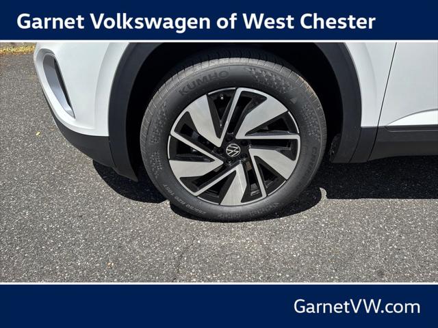 2026 Volkswagen Atlas SE with Technology