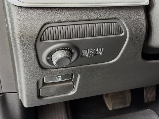 2026 Jeep Grand Wagoneer 4x4