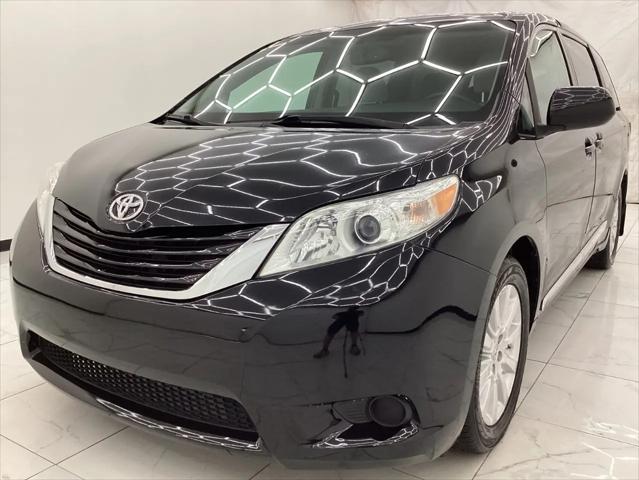 2015 Toyota Sienna LE 7 Passenger for sale near Cincinnati, OH