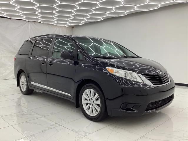 2015 Toyota Sienna LE 7 Passenger