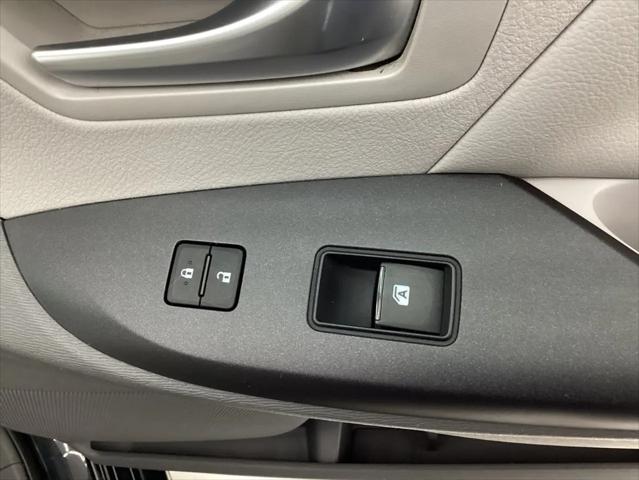 2015 Toyota Sienna LE 7 Passenger