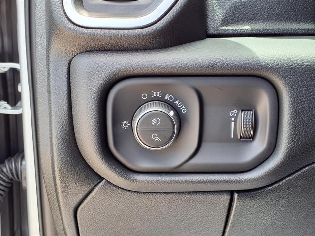2026 Ram 2500 Big Horn Crew Cab 4x4 64 Box