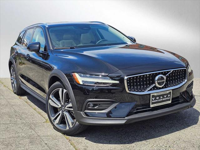 2026 Volvo V60 Cross Country Plus, B5 AWD Gas mild hybrid for sale in Seattle, WA
