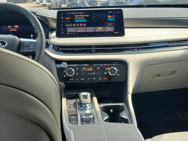 2027 INFINITI QX60 LUXE