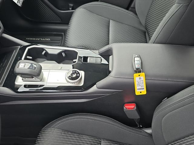 2026 Mitsubishi Outlander ES 1.5T S-AWC