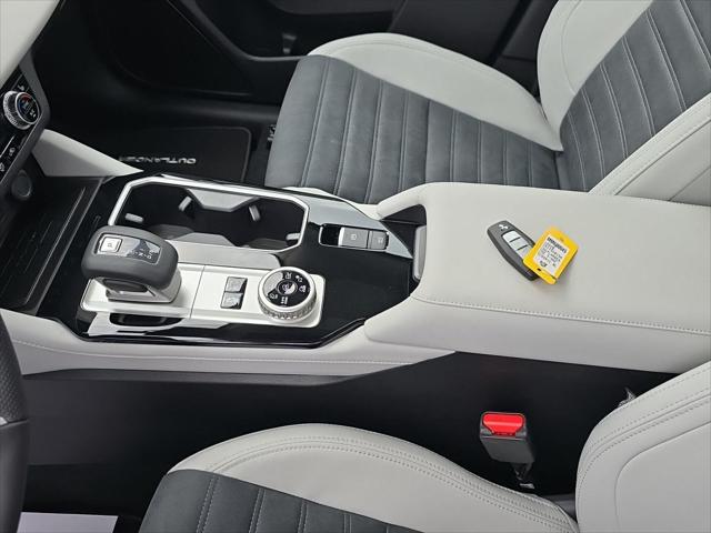 2026 Mitsubishi Outlander PHEV SE S-AWC