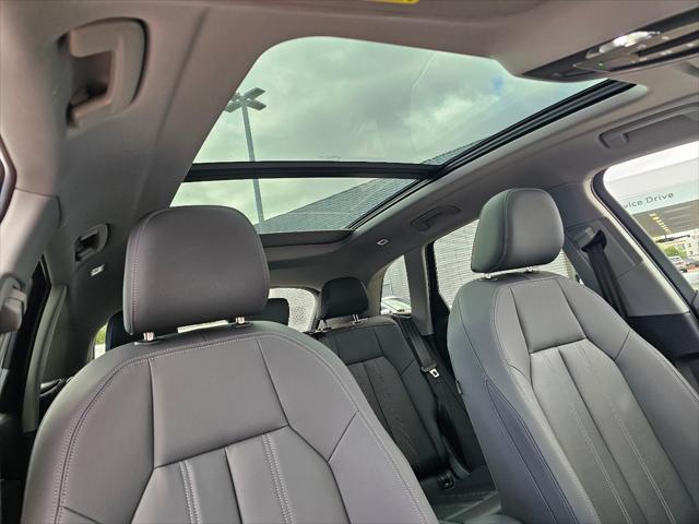 2025 Audi Q5 Premium TFSI quattro S tronic