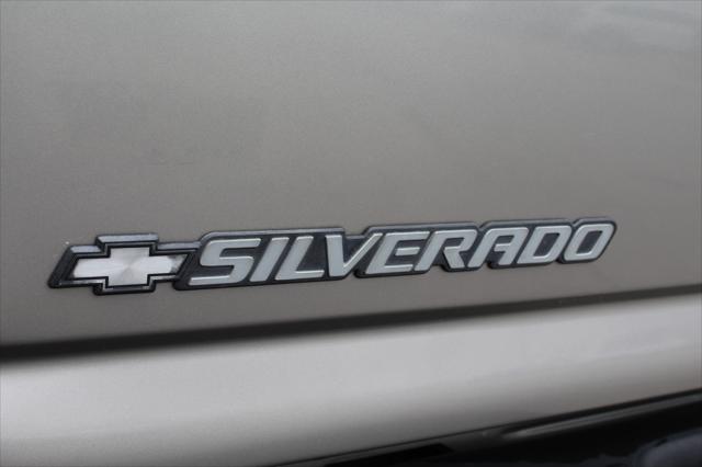 2002 Chevrolet Silverado 1500 LS