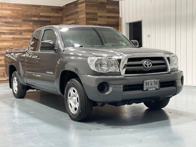 2010 Toyota Tacoma SR5 5-SPEED MANUAL / 4Cyl / 1-Owner /52K MILES
