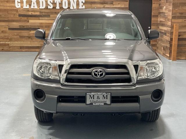 2010 Toyota Tacoma SR5 5-SPEED MANUAL / 4Cyl / 1-Owner /52K MILES