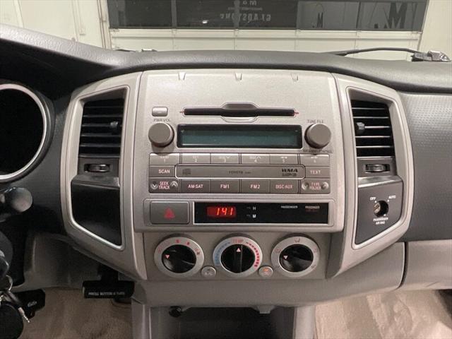 2010 Toyota Tacoma SR5 5-SPEED MANUAL / 4Cyl / 1-Owner /52K MILES