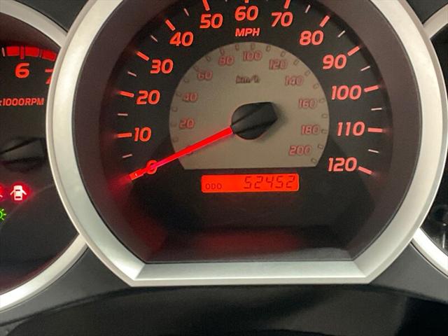 2010 Toyota Tacoma SR5 5-SPEED MANUAL / 4Cyl / 1-Owner /52K MILES