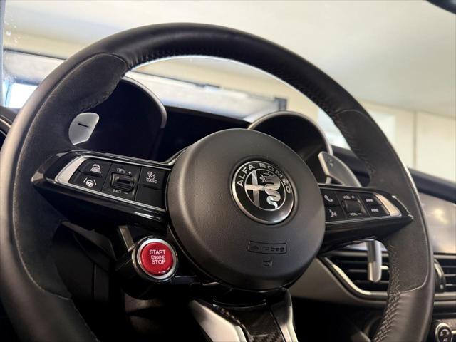 2022 Alfa Romeo Giulia Quadrifoglio RWD