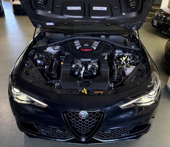 2022 Alfa Romeo Giulia Quadrifoglio RWD
