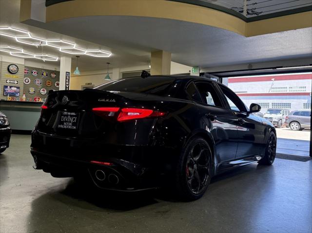 2022 Alfa Romeo Giulia Quadrifoglio RWD