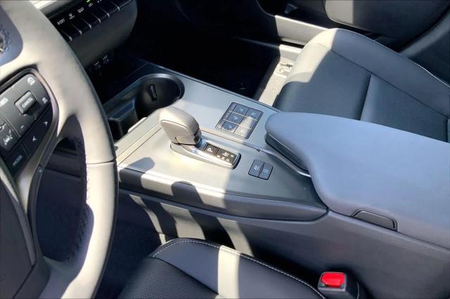 2026 Lexus 300 Premium AWD