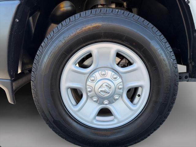 2024 Ram 3500 Tradesman Crew Cab 4x4 8' Box
