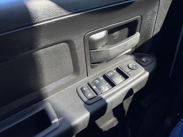 2024 Ram 3500 Tradesman Crew Cab 4x4 8' Box